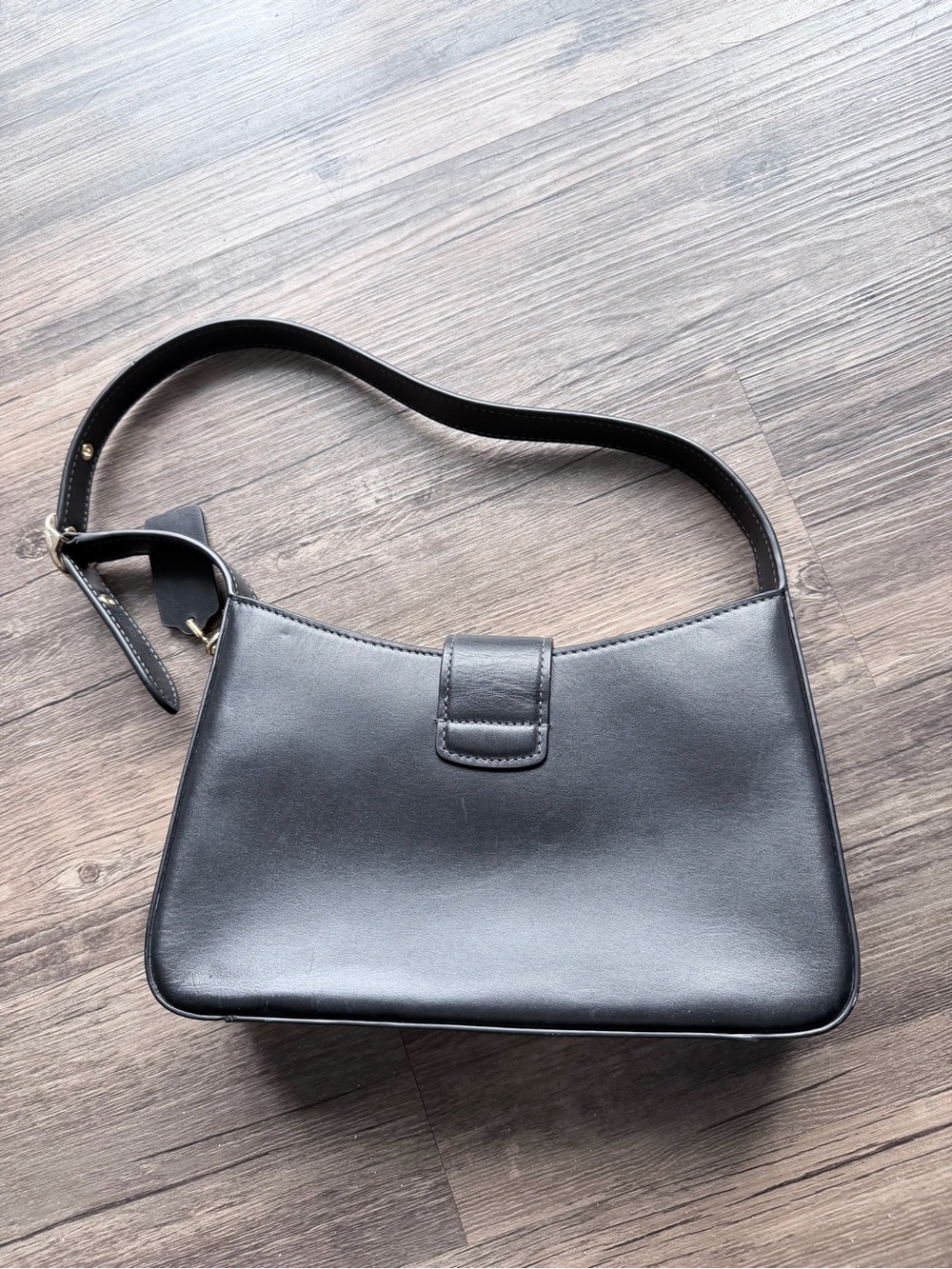 Coach Black Leather Shoulder Bag with Gold-Tone Plaque - Picture 3 of 6